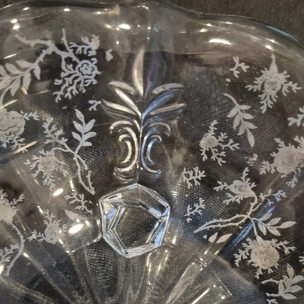 Fostoria Navarre Etched Crystal  Scalloped Edge, Floral Nut Or Candy Bowl